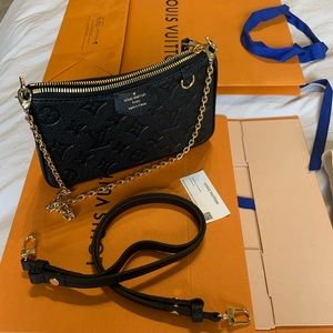 Louis Vuitton easy Pouch on Strap